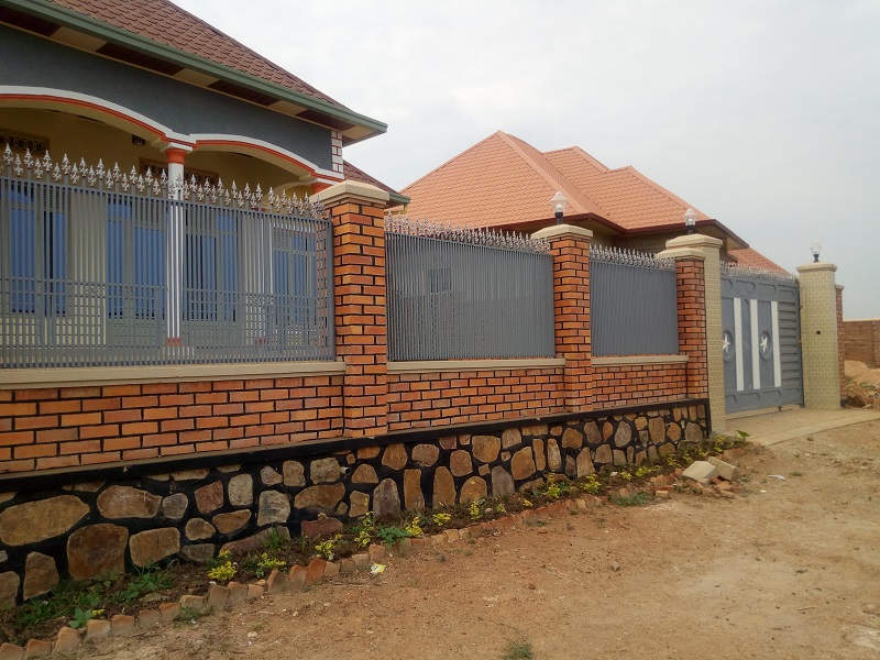 A 4 BEDROOM HOUSE FOR SALE AT ZINDIRO